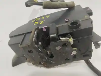 Second-hand car spare part left front door lock for citroen c4 picasso attraction oem iam references 9805635580  