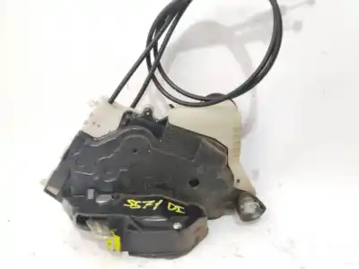 Peça sobressalente para automóvel em segunda mão fechadura da porta dianteira esquerda por toyota yaris city referências oem iam 