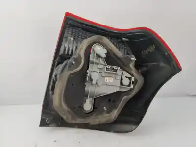 Second-hand car spare part right tailgate light for toyota corolla (_e12_) 1.4 d (nde120_) oem iam references 81550-02301  