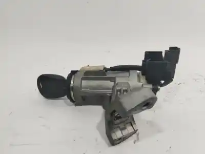 Second-hand car spare part ignition switch for toyota corolla (_e12_) 1.4 d (nde120_) oem iam references 8978302020  