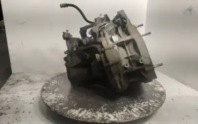 Pezzo di ricambio per auto di seconda mano riduttore per dacia duster ambiance 4x2 riferimenti oem iam tl8b000  