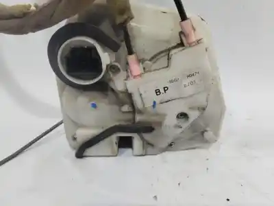 Second-hand car spare part left front door lock for mazda 2 (de_, dh_) 1.3 (de3fs) oem iam references 8d07a0471