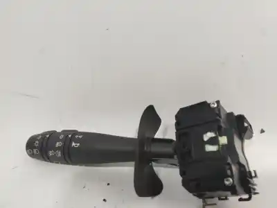 Pezzo di ricambio per auto di seconda mano controllo intermittente per dacia duster ambiance 4x2 riferimenti oem iam   