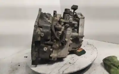 Pezzo di ricambio per auto di seconda mano riduttore per land rover range rover evoque 2.0 td4 cat riferimenti oem iam gj3r7002cb  