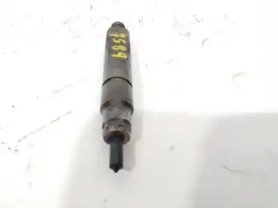 Pezzo di ricambio per auto di seconda mano Iniettore per RENAULT CLIO II FASE I (B/CBO) 1.2 16V Alize 80 CV / 59 KW Riferimenti OEM IAM 7700110397  