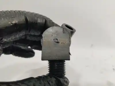 Second-hand car spare part injector for mercedes-benz vito (w639) basic, combi 111 cdi compacto (639.601) 109 cv / 80 kw oem iam references a6510704987  