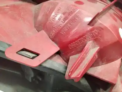 Pezzo di ricambio per auto di seconda mano luci posteriori destra per peugeot 207 cc básico riferimenti oem iam 968017908000  