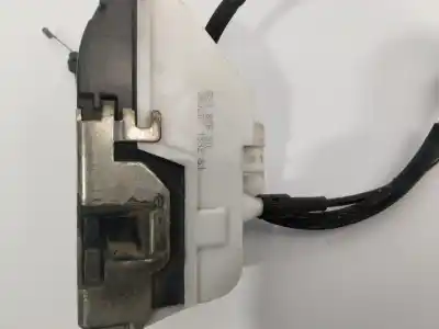 Peça sobressalente para automóvel em segunda mão fechadura da porta dianteira esquerda por citroen c2 empresa referências oem iam 52187680  