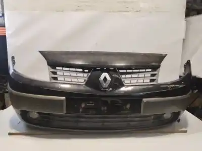 Second-hand car spare part front bumper for renault scenic ii confort authentique 101 cv / 74 kw oem iam references   