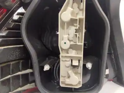 Peça sobressalente para automóvel em segunda mão Farolim Traseiro Direito por FORD FOCUS BERLINA (CAP) Ghia Referências OEM IAM   
