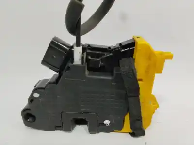 Peça sobressalente para automóvel em segunda mão fechadura da porta dianteira direita por kia ceed dream-team 128 cv / 94 kw referências oem iam 81320a2110
