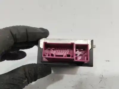 Pièce détachée automobile d'occasion  pour BMW SERIE 1 BERLINA (E81/E87)  Références OEM IAM 07302613  