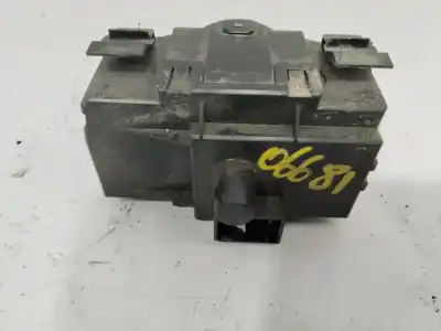 Pièce détachée automobile d'occasion  pour BMW SERIE 1 BERLINA (E81/E87)  Références OEM IAM 693279204  