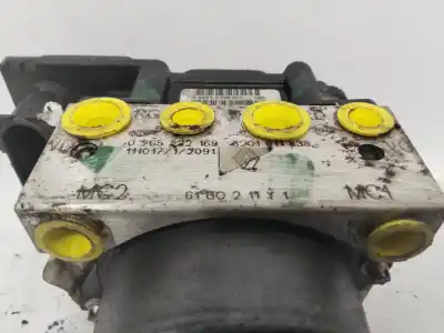 Pezzo di ricambio per auto di seconda mano abs per renault kangoo expression 110 cv / 81 kw riferimenti oem iam 8201011838  