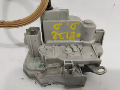 Peça sobressalente para automóvel em segunda mão Fechadura Da Porta Dianteira Direita por FIAT BRAVO (198) 1.6 16V Active Multijet (77kW) Referências OEM IAM   