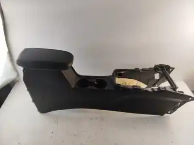 Автозапчастина б/у центральний подлокник для kia xceed business посилання на oem iam 84636-j7000  