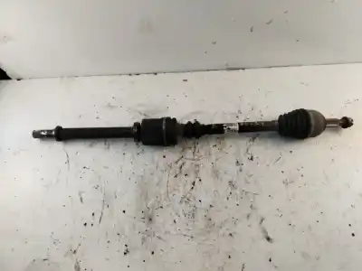 Автозапчастина б/у передня права трансмісія для renault scenic ii grand confort dynamique 101 cv / 74 kw посилання на oem iam 8200472158  