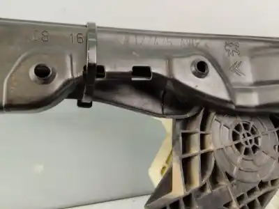 Pezzo di ricambio per auto di seconda mano alzacristalli anteriore destro per peugeot 308 sw ii (lc_, lj_, lr_, lx_, l4_) 1.6 bluehdi 120 riferimenti oem iam 122425avg  
