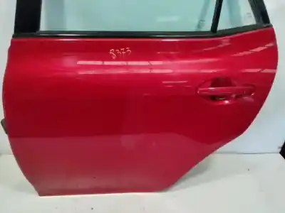 Second-hand car spare part rear left door for toyota auris active oem iam references 