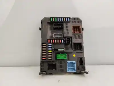 Second-hand car spare part FUSE BOX UNIT for PEUGEOT 208  OEM IAM references 9807531680  