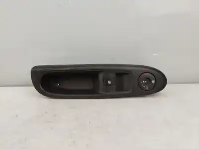 Автозапчастина б/у передній правий віконний вимикач для renault clio ii fase ii (b/cb0) authentique посилання на oem iam 8200084005e  