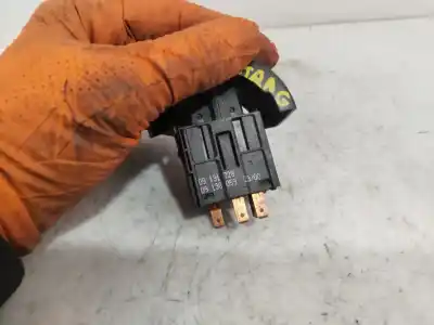 Recambio de automóvil de segunda mano de Warning para OPEL ASTRA G BERLINA ASTRA G referencias OEM IAM 09131728  