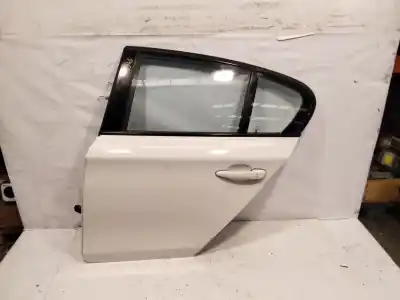 Peça sobressalente para automóvel em segunda mão porta do automóvel traseira esquerda por bmw serie 1 berlina (e81/e87) 116d referências oem iam 