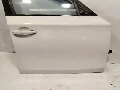 Peça sobressalente para automóvel em segunda mão porta dianteira direita por bmw serie 1 berlina (e81/e87) 116d referências oem iam   