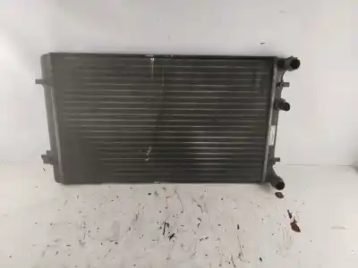 Автозапчасти б/у водяной радиатор за audi a3 (8l) 1.9 tdi attraction 101 cv / 74 kw ссылки oem iam 1j0121253n  