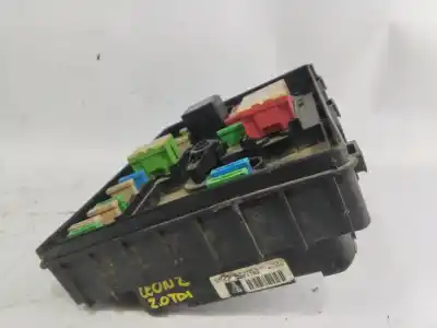 Peça sobressalente para automóvel em segunda mão caixa de fusíveis e relés por seat leon (1p1) 2.0 tdi 16v referências oem iam   