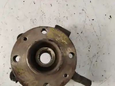 Second-hand car spare part front right knuckle for dacia sandero 1.2 16v oem iam references   