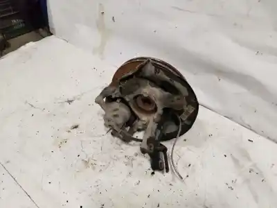 Second-hand car spare part front left knuckle for toyota auris active oem iam references   