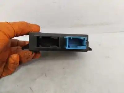 Second-hand car spare part electronic module for citroen ds3 desire 68 cv / 50 kw oem iam references 9676215780  