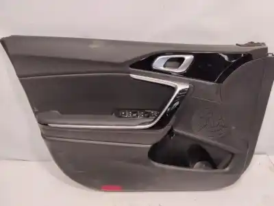 Автозапчастина б/у оббірка передніх дверей ліва для kia xceed etech phev 141 cv / 104 kw посилання на oem iam 82332-j70  