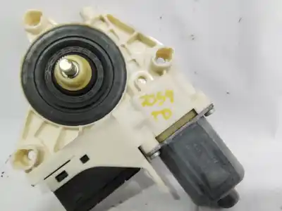 Second-hand car spare part  for RENAULT LAGUNA III  OEM IAM references 827300001R  