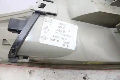 Second-hand car spare part right tailgate light for renault fluence 1.6 16v 110 cv / 81 kw oem iam references 265500016r  