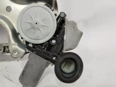 Second-hand car spare part passenger side right window regulator for lexus rx 450h oem iam references 8571048070  