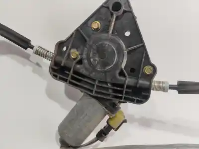 Second-hand car spare part passenger side right window regulator for renault clio ii fase i (b/cbo) 1.9 d alize oem iam references 7700842240g  
