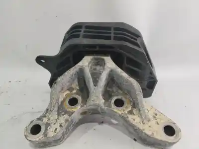 Second-hand car spare part engine support for peugeot 2008 (p1) active pack 130 cv / 96 kw oem iam references   