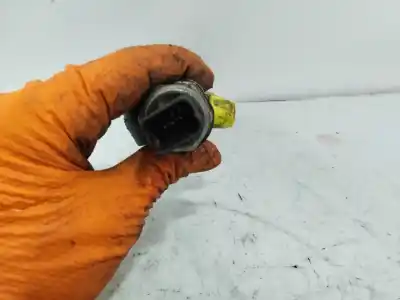 Автозапчастина б/у рампа инжектора для citroen c4 lim. seduction посилання на oem iam 9685297580-02  