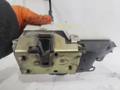 Second-hand car spare part front right door lock for citroen c2 (jm_) 1.6 oem iam references   