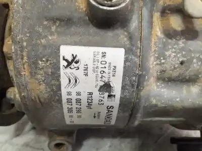 Pièce détachée automobile d'occasion Compresseur De Climatisation pour CITROEN JUMPY COMBI Confort M 150 CV / 110 KW Références OEM IAM 9808729680  