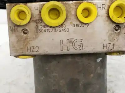 Peça sobressalente para automóvel em segunda mão abs por opel meriva cosmo referências oem iam 0265231583  