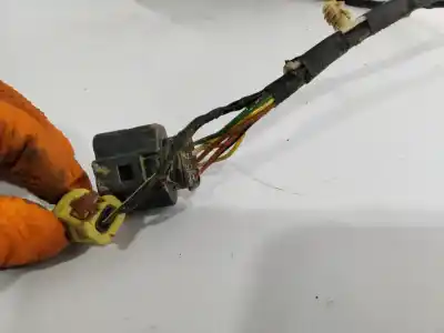 Peça sobressalente para automóvel em segunda mão espelho retrovisor esquerdo por seat arona style referências oem iam e9026684  