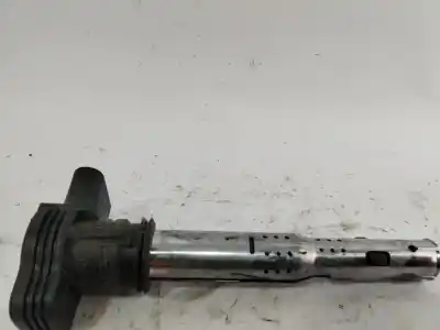 Peça sobressalente para automóvel em segunda mão Bobina De Ignição por AUDI A3 (8P) 2.0 FSI Ambiente Referências OEM IAM 07K905715F  