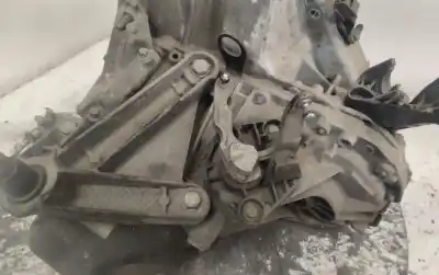 Pezzo di ricambio per auto di seconda mano riduttore per renault clio iii authentique 75 cv / 55 kw riferimenti oem iam jr5306  