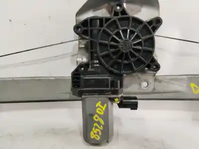 Автозапчастина б/у РЕГУЛЯТОР ВІКНА ПЕРЕДНІЙ ЛІВИЙ для RENAULT CAPTUR  Посилання на OEM IAM 807210269R  