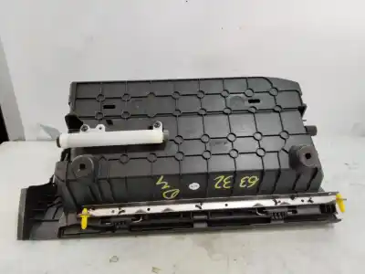 Автозапчасти б/у бардачок за FORD FOCUS ST-Line ссылки OEM IAM JX7B-4A508-A  