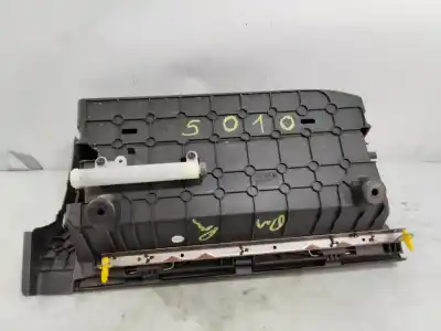 Peça sobressalente para automóvel em segunda mão porta luvas por ford focus 1.0 ecoboost referências oem iam jx7b-4a508-a  