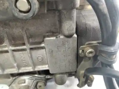 Recambio de automóvil de segunda mano de bomba inyeccion para volkswagen bora berlina (1j2) highline referencias oem iam 038130107d  